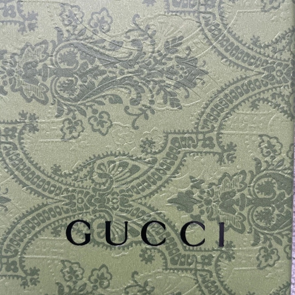 Gucci Beige and Brown GG Card Holder with Red and Green Stripe - Picture 4 of 4